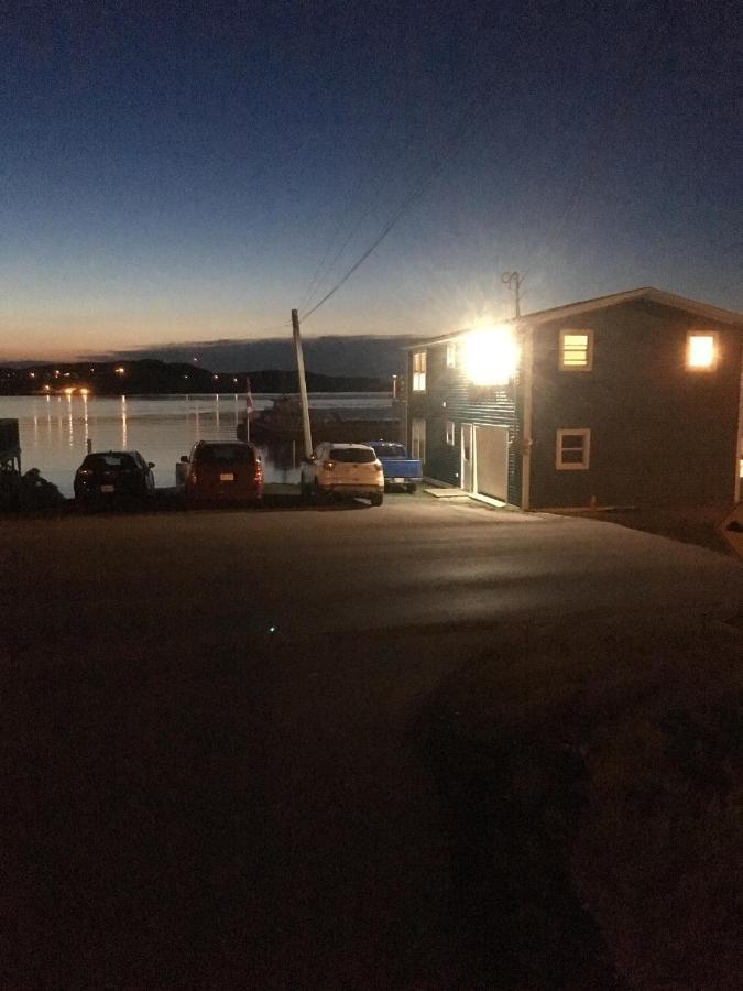 Toulinguet Inn - Suites Twillingate Esterno foto