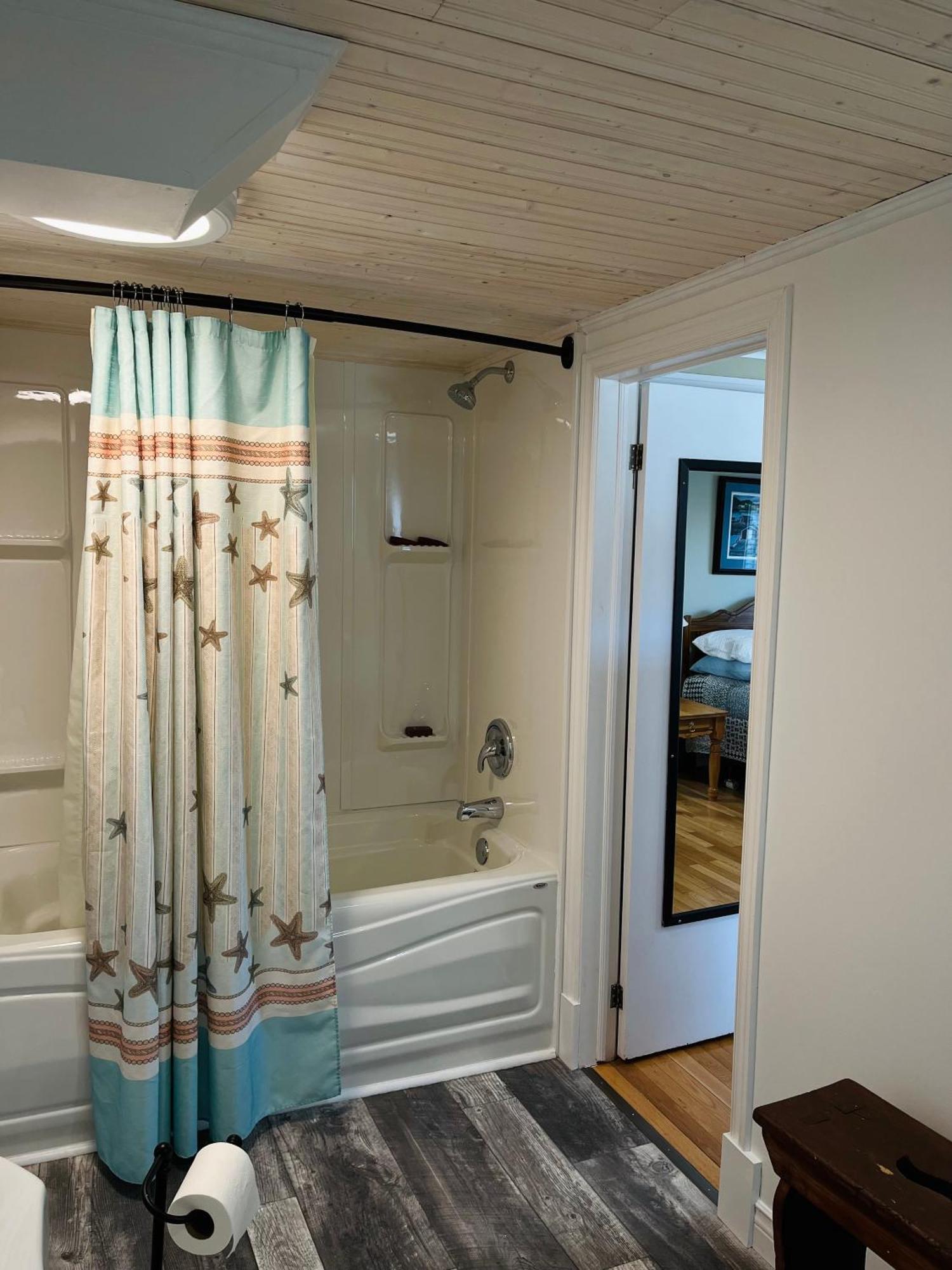 Toulinguet Inn - Suites Twillingate Esterno foto