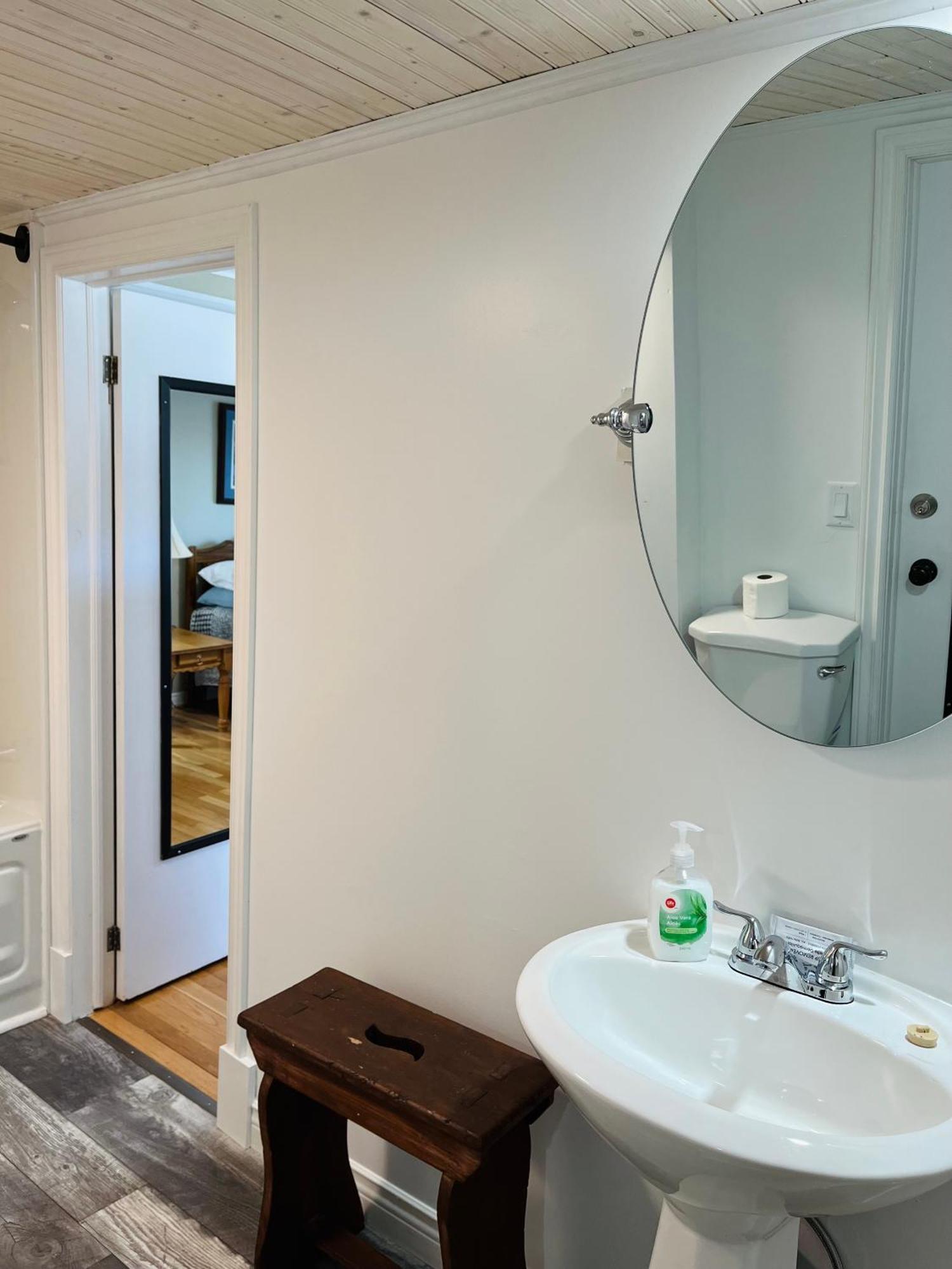 Toulinguet Inn - Suites Twillingate Esterno foto