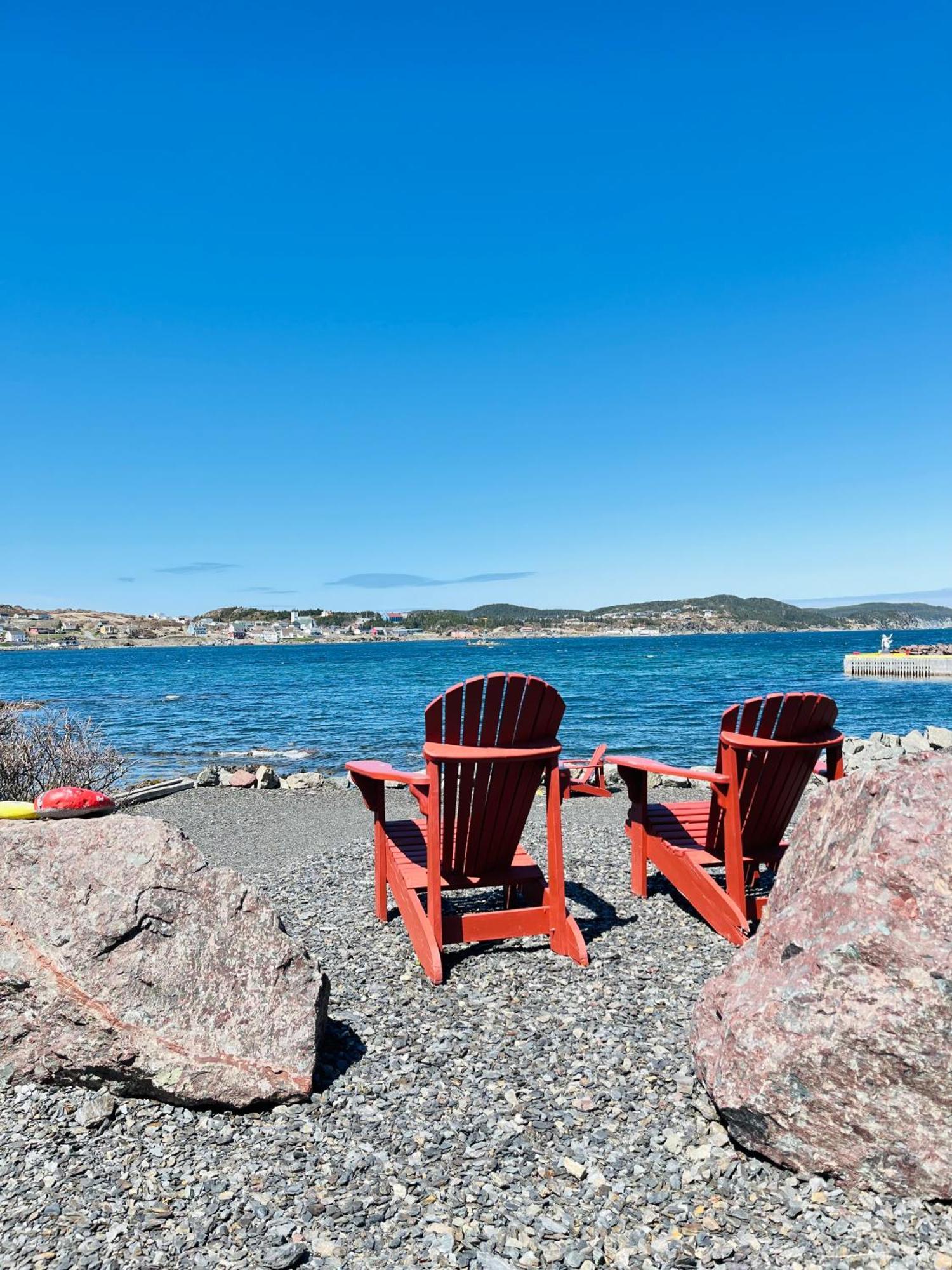Toulinguet Inn - Suites Twillingate Esterno foto