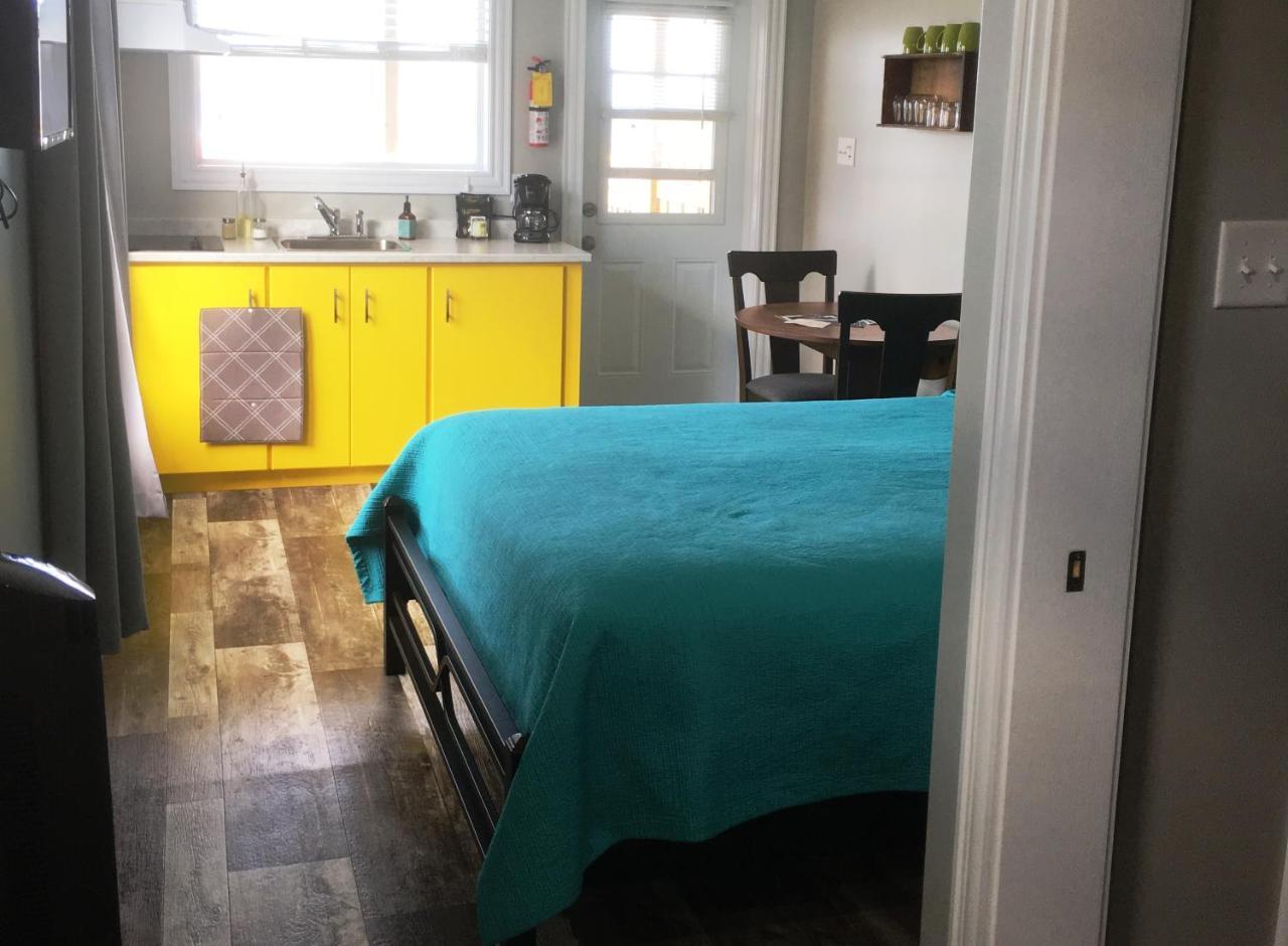 Toulinguet Inn - Suites Twillingate Esterno foto