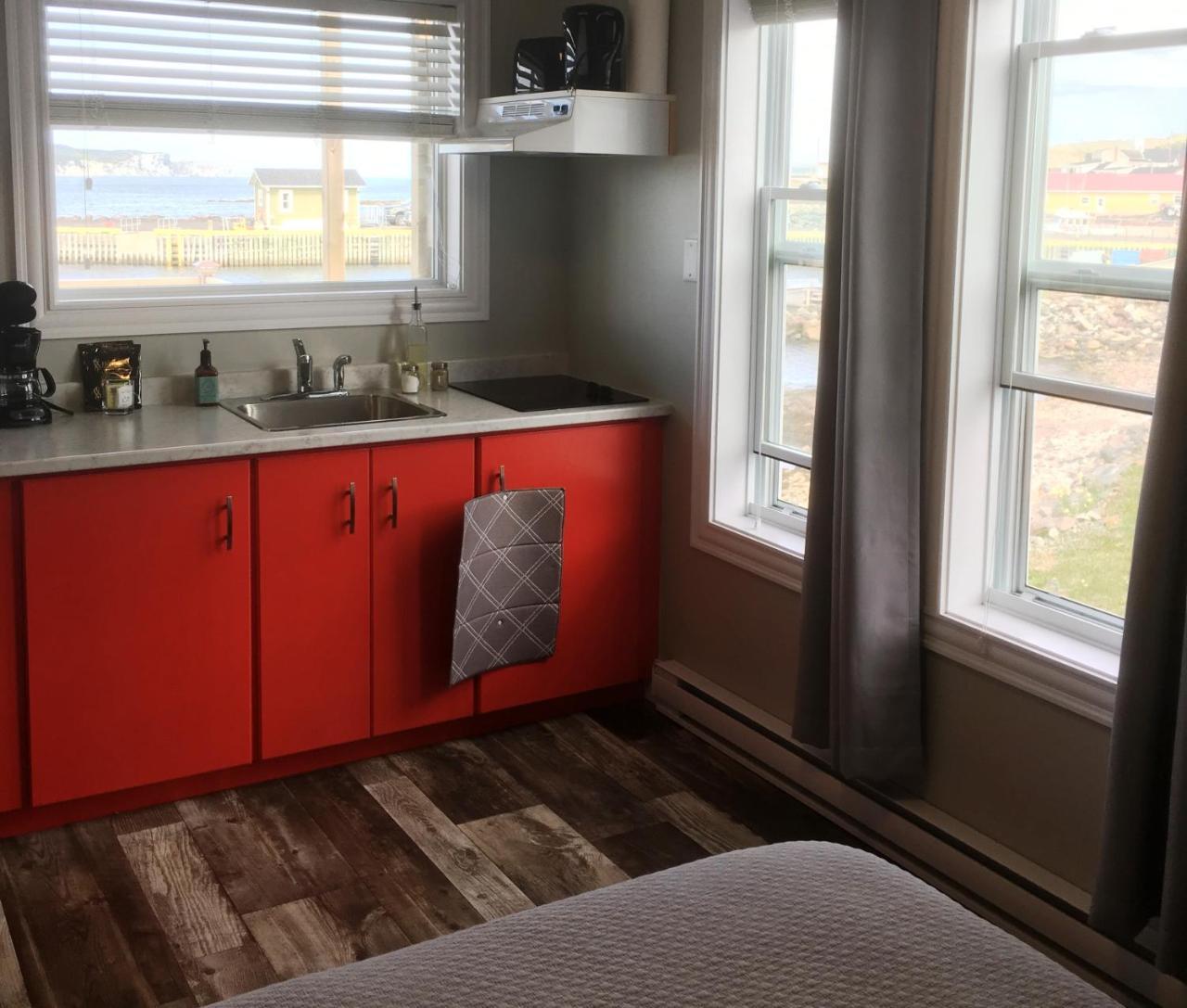 Toulinguet Inn - Suites Twillingate Esterno foto