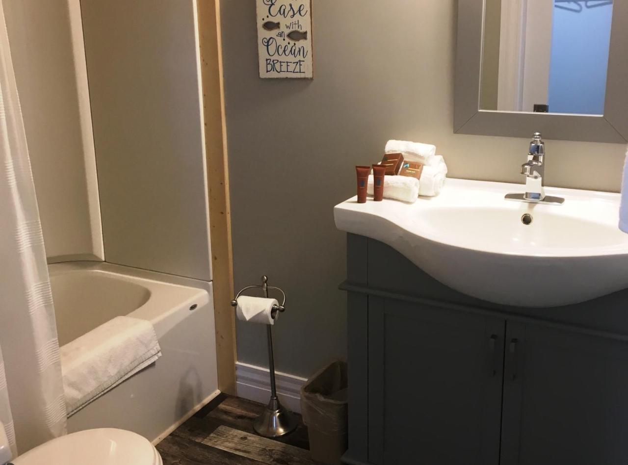 Toulinguet Inn - Suites Twillingate Esterno foto